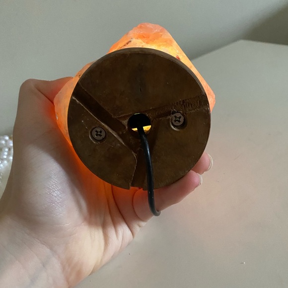 Himalayan Salt Lamp - colour changing  Crystal on Wooden Base - Picture 4 of 6